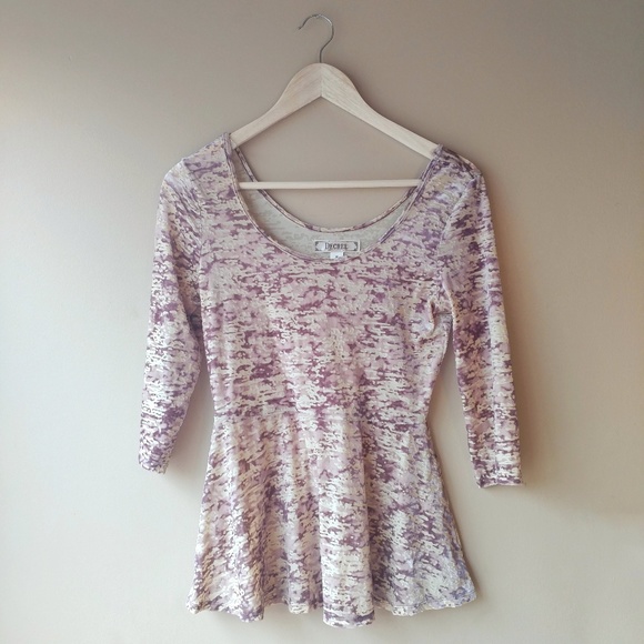 Decree Velour Peplum Top - Picture 1 of 5